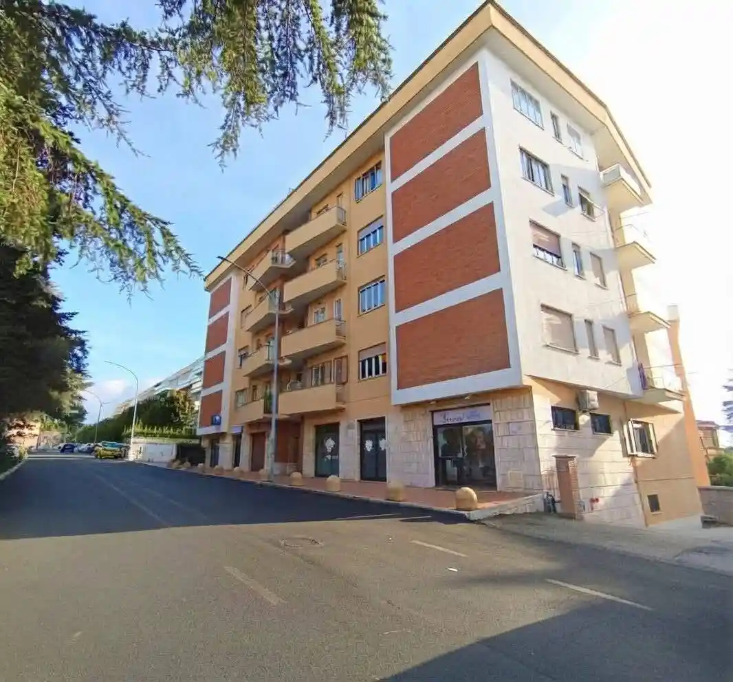 Appartamento in vendita a Viterbo