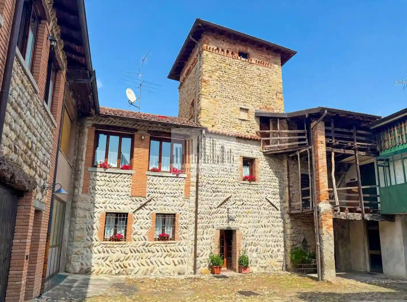Casa indipendente - foto 2