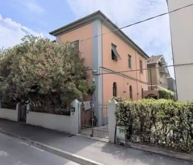 Casa indipendente in vendita a Pescara