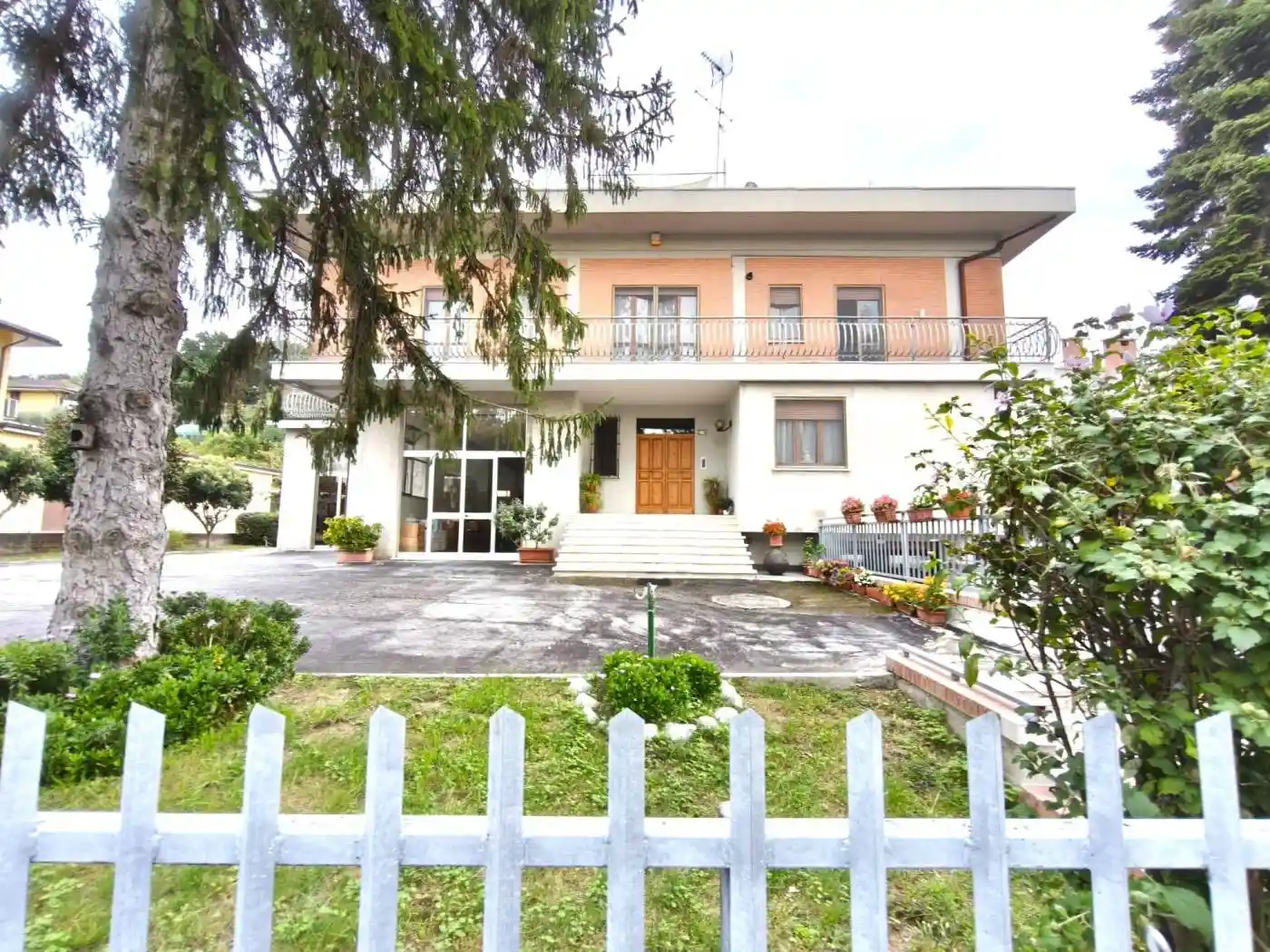 Casa indipendente in vendita a Macerata