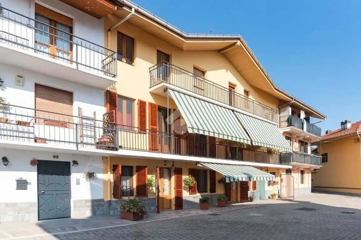 Rustico - Casale in vendita a Ciriè