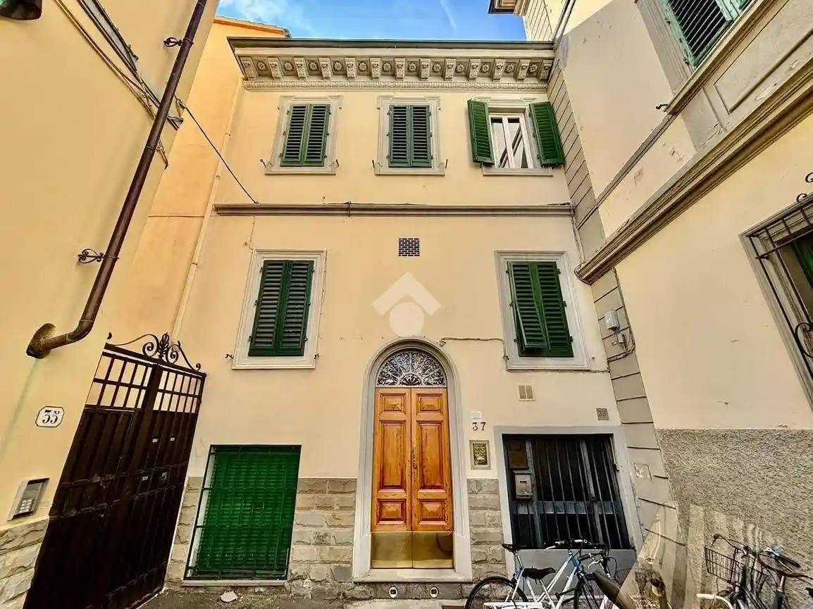 Appartamento in vendita a Firenze
