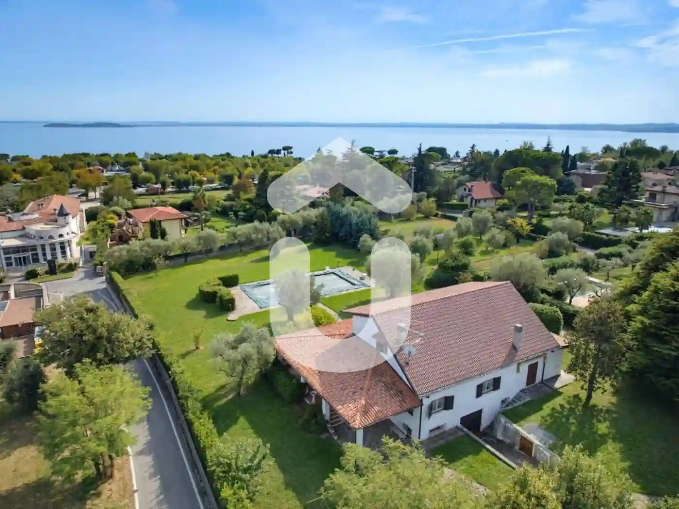 Villa - foto 2