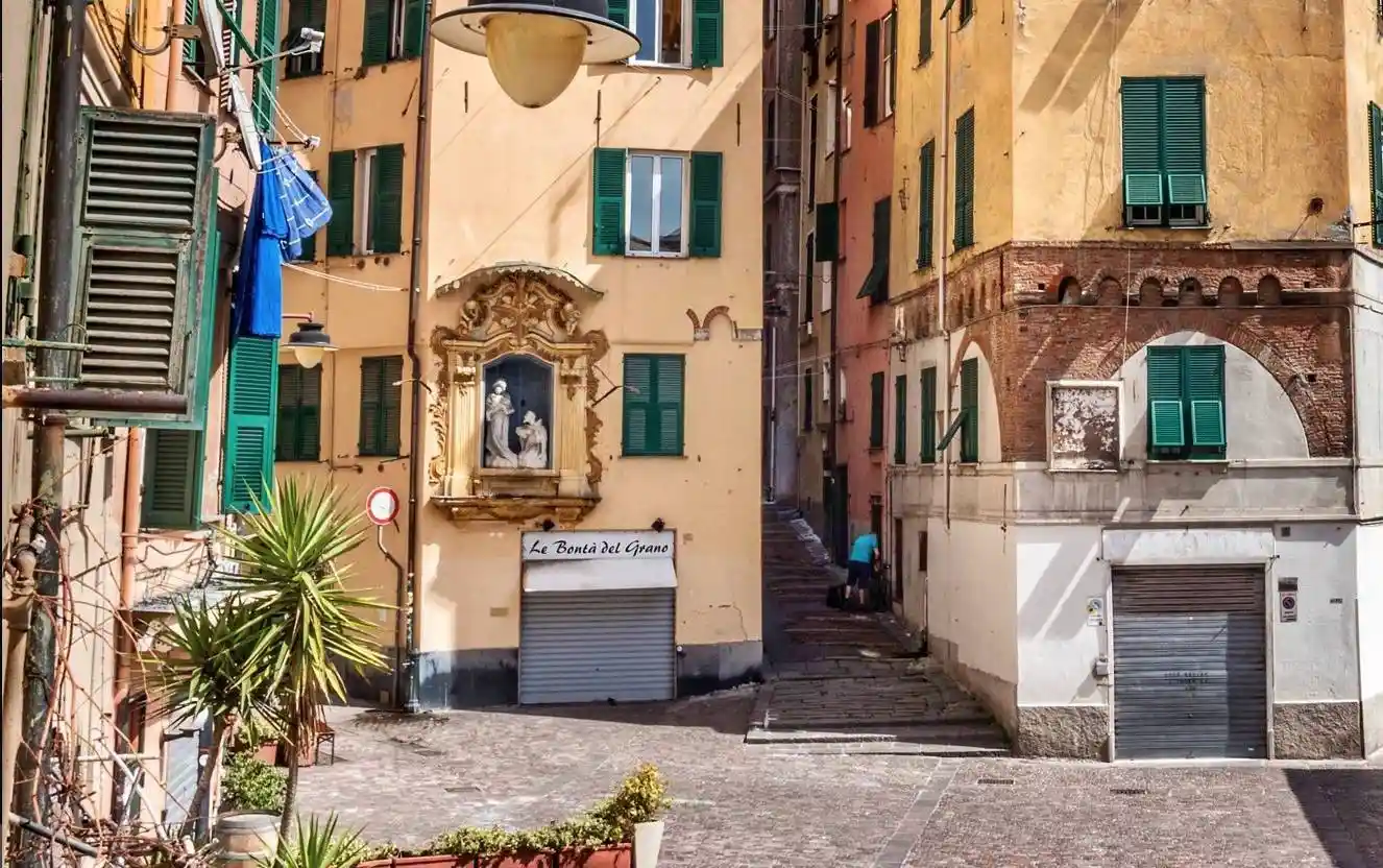 Appartamento in vendita a Genova
