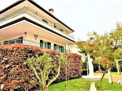 Villa in vendita a Latisana