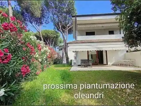 Villa in vendita a Lignano Sabbiadoro