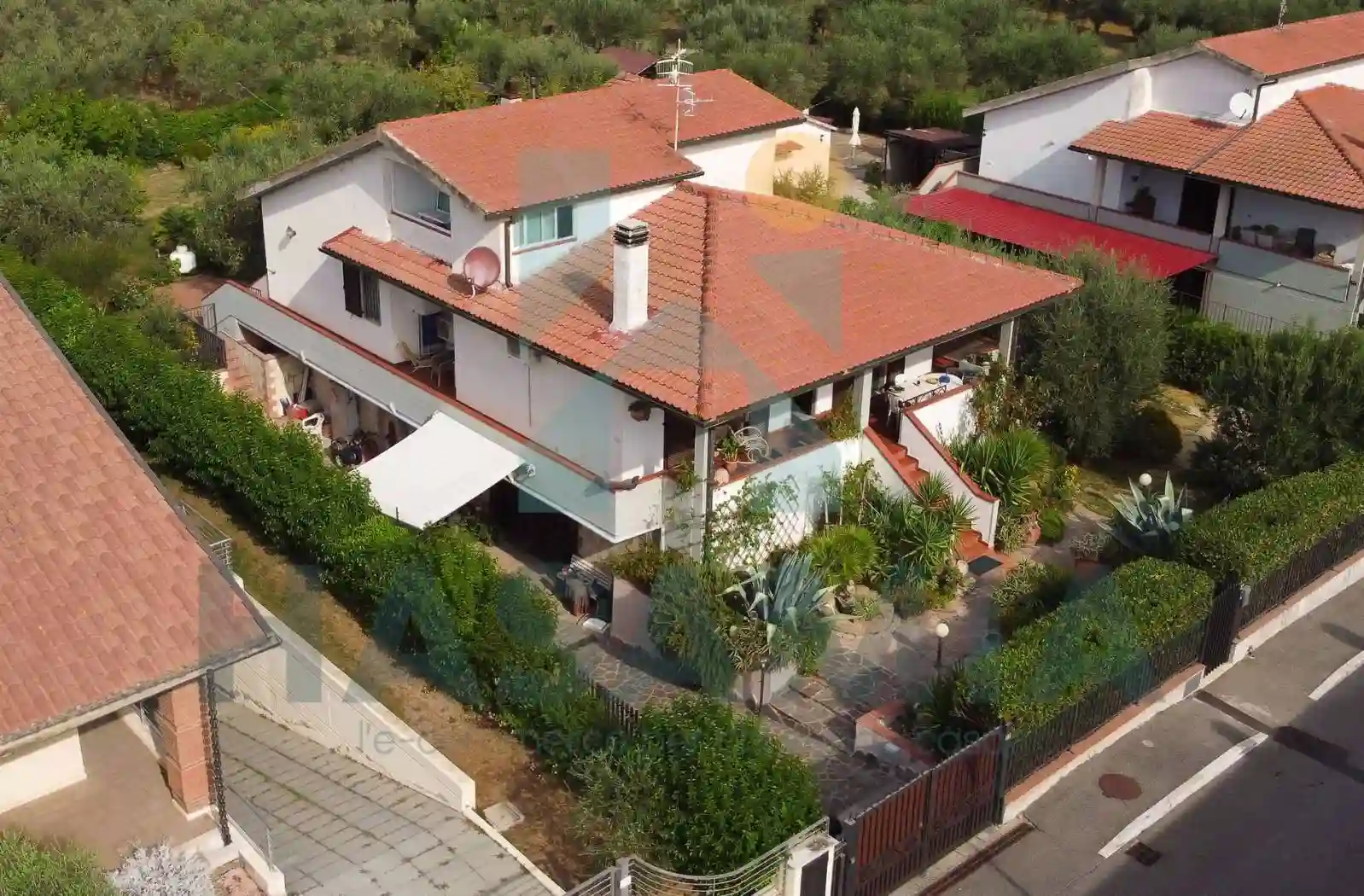 Villa - foto 2
