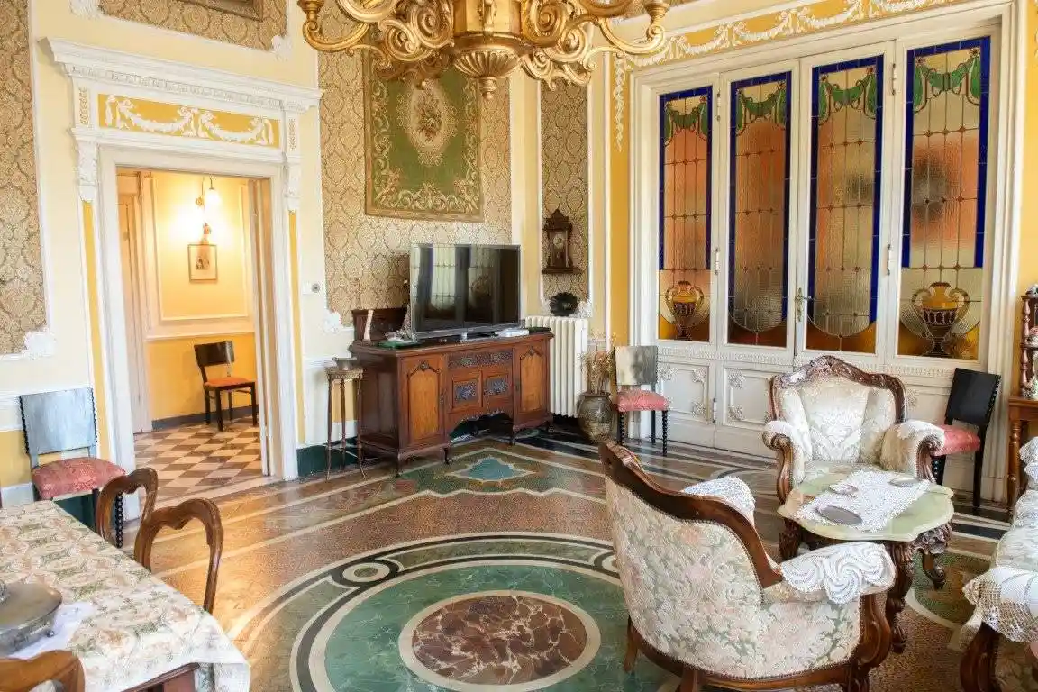 Appartamento in vendita a Livorno
