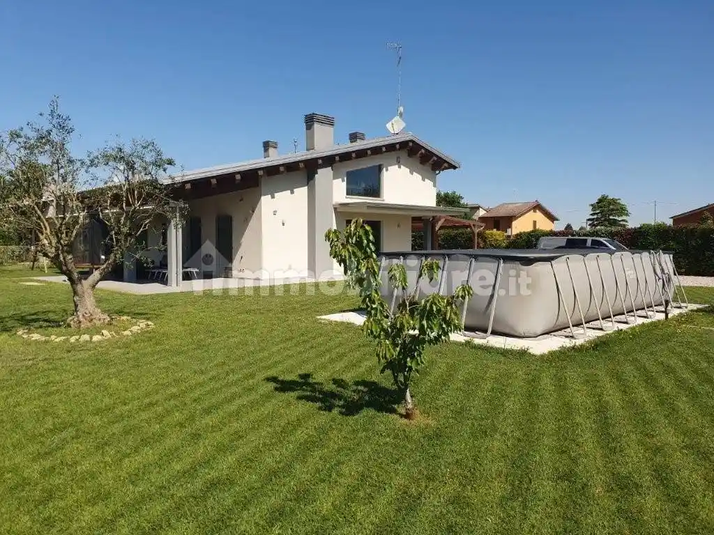 Villa in vendita a Ravenna