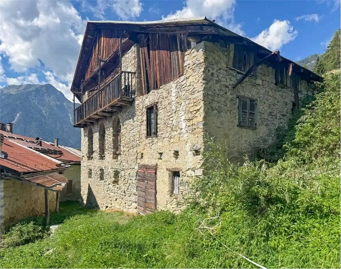 Casa indipendente in vendita a Rabbi