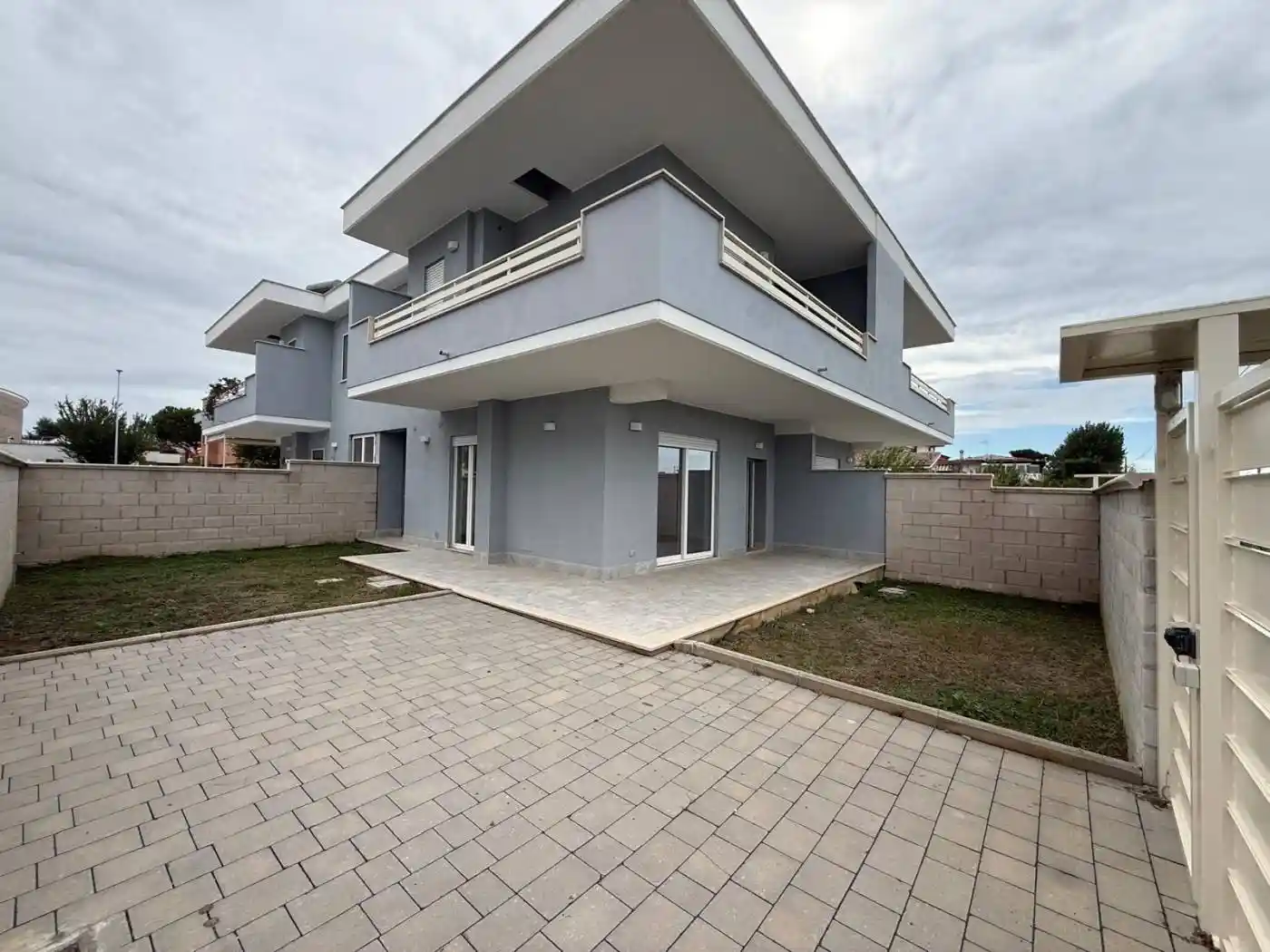 Villa in vendita a Ladispoli