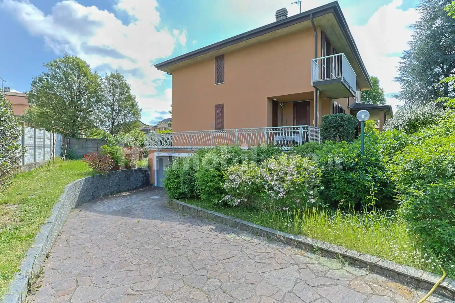 Appartamento in vendita a Arese