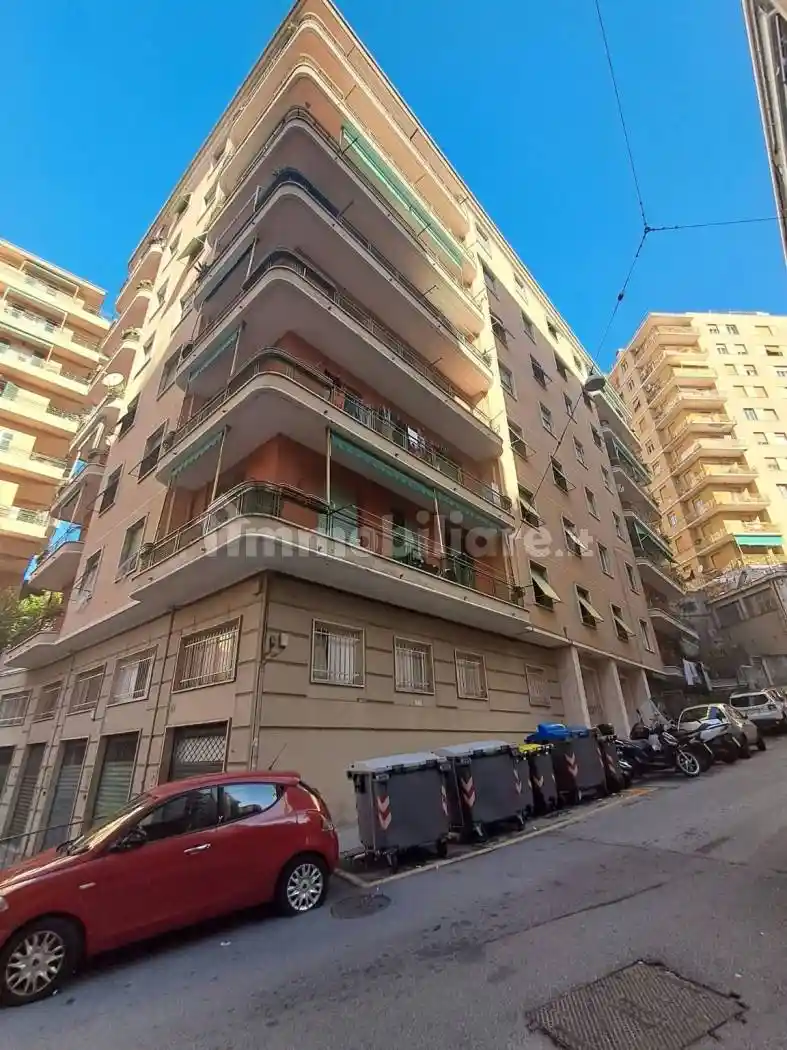 Appartamento in vendita a Genova
