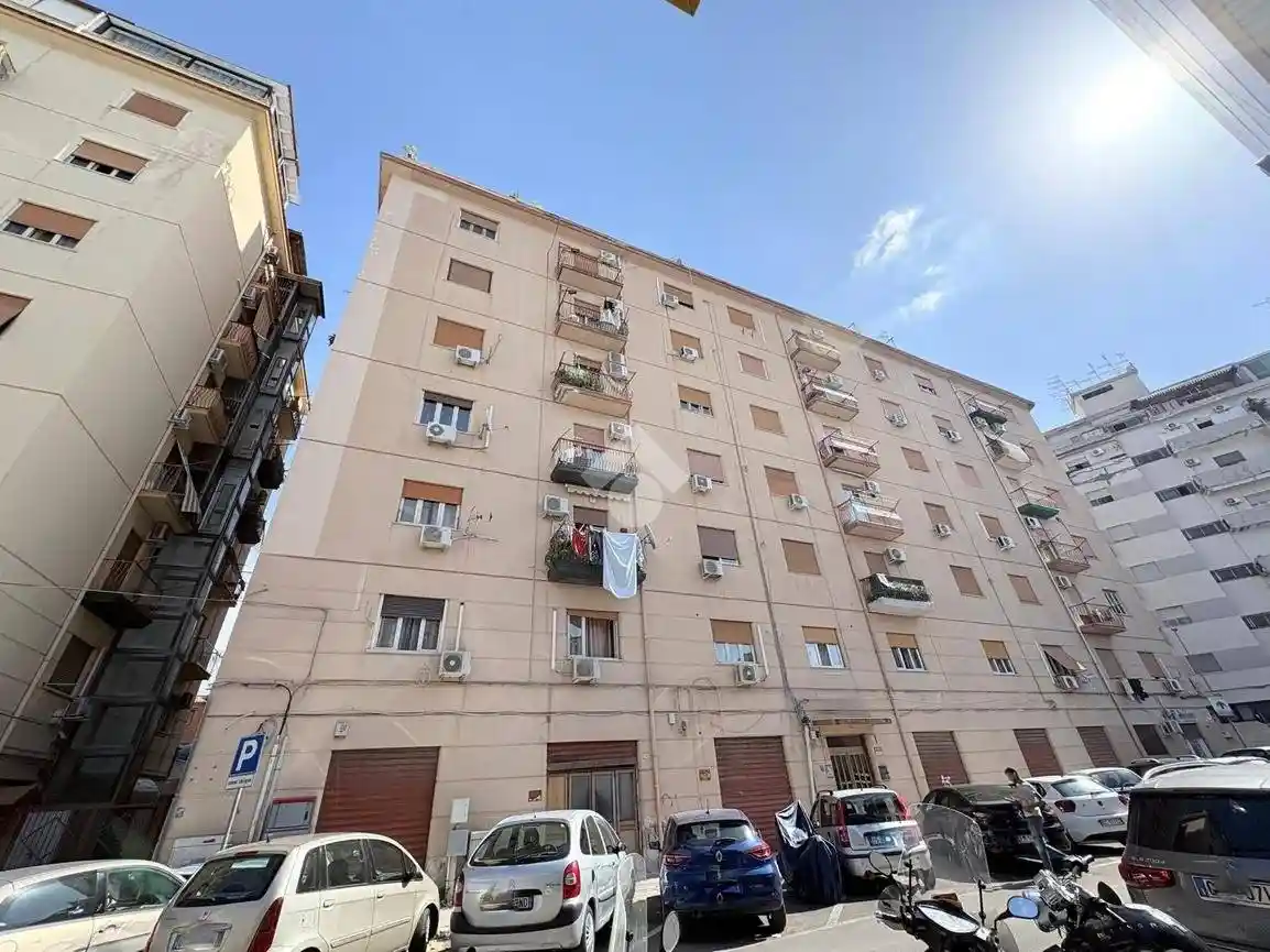 Appartamento in vendita a Palermo