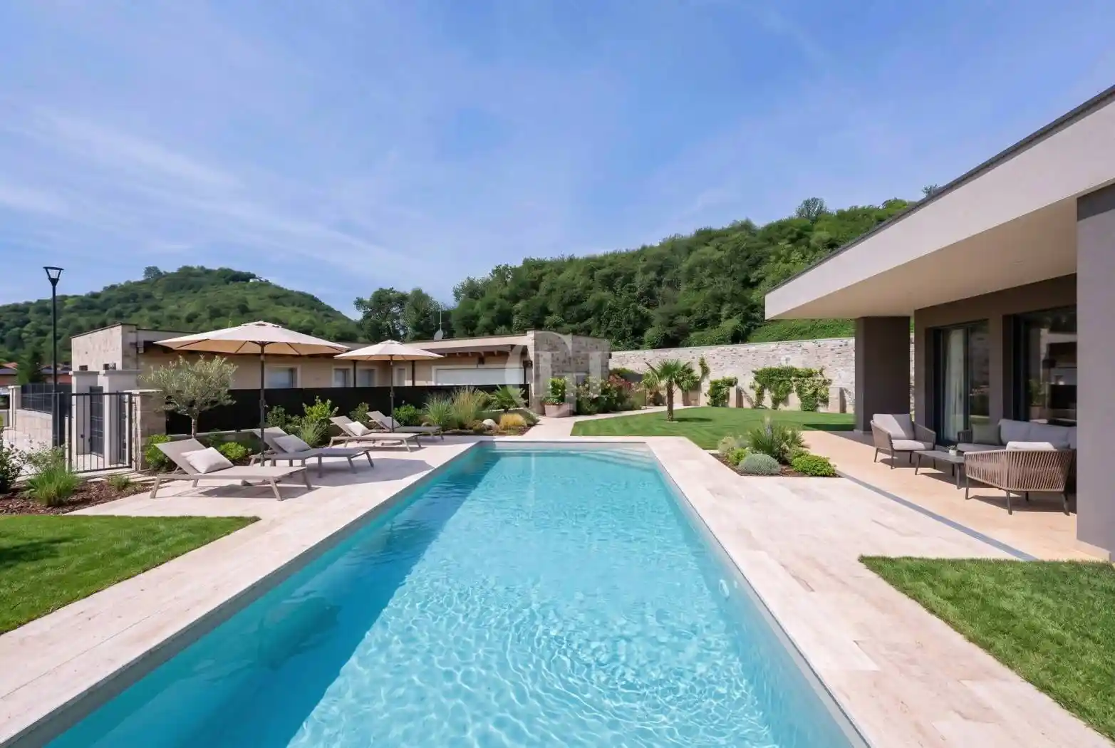Villa in vendita a Provaglio d'Iseo