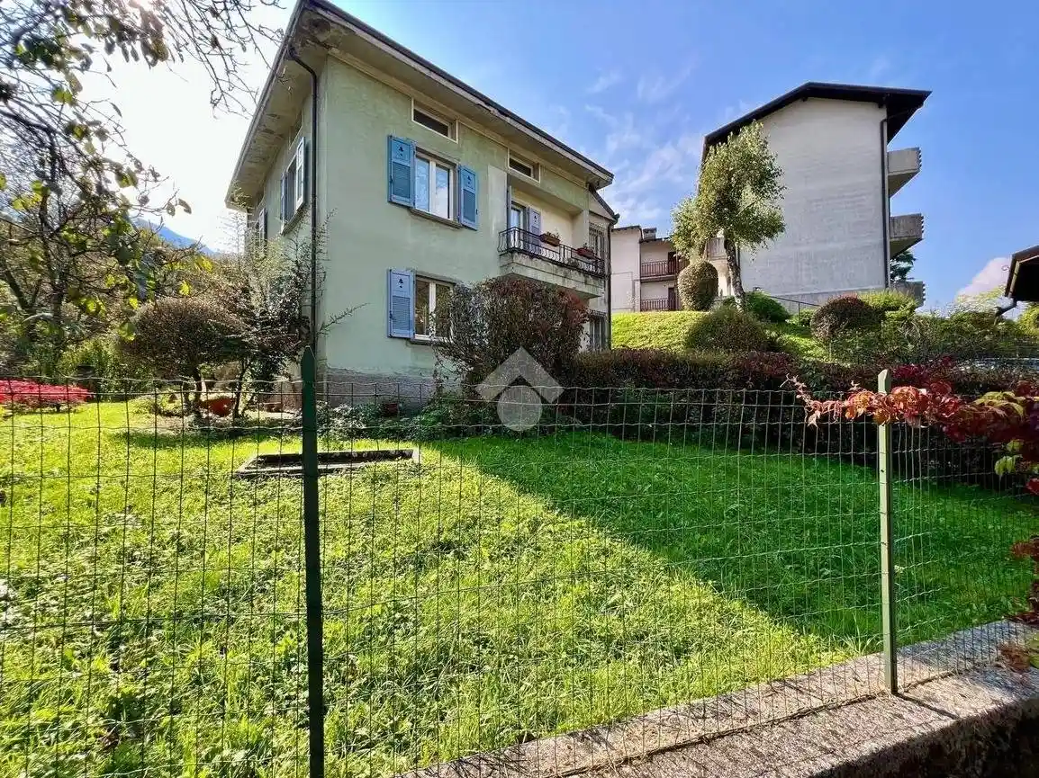Villa in vendita a Ponte Nossa