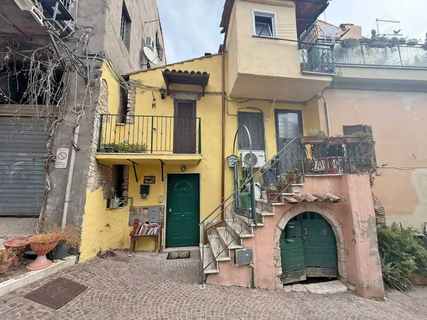 Palazzo - Edificio in affitto a Fiano Romano