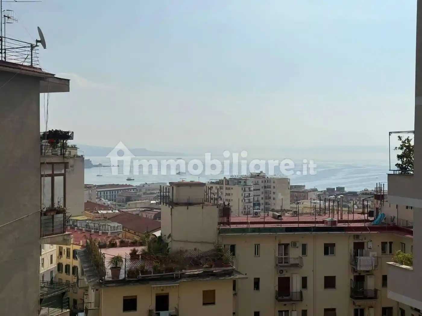 Appartamento in vendita a Napoli