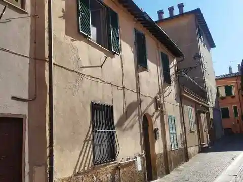 Appartamento in vendita a Allumiere