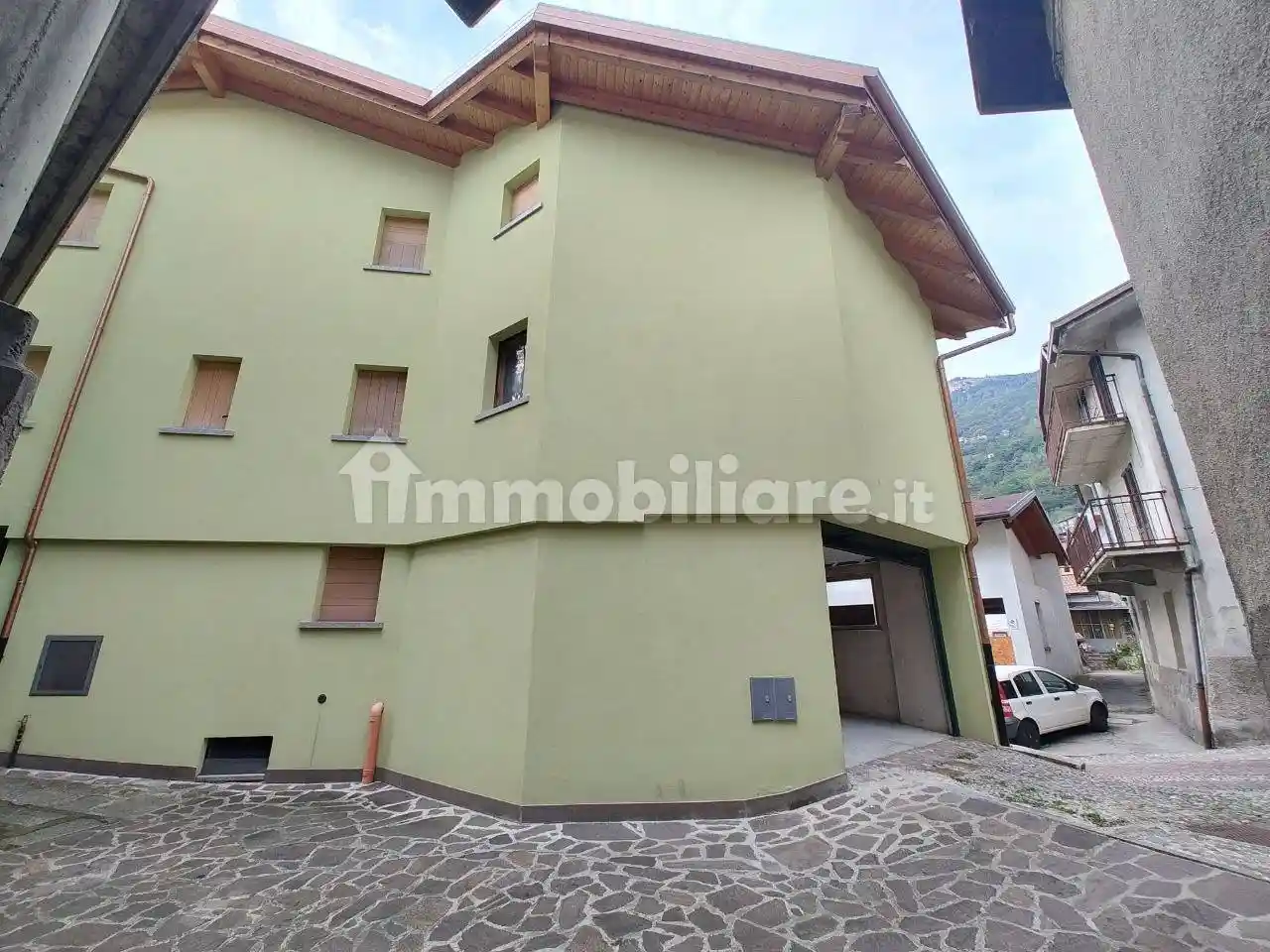 Casa indipendente in vendita a Berzo Demo