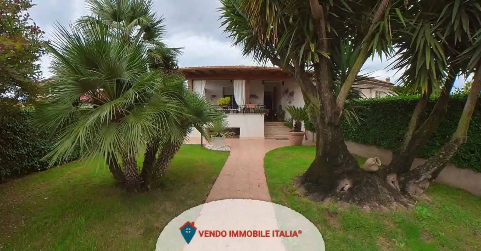 Villa in affitto a Latina