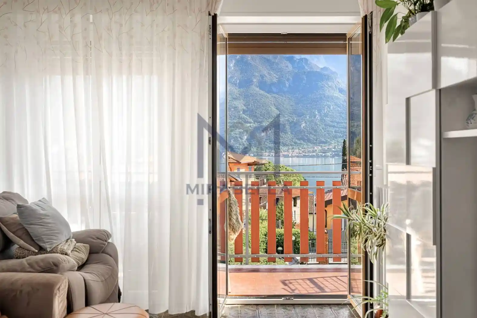 Appartamento in vendita a Oliveto Lario