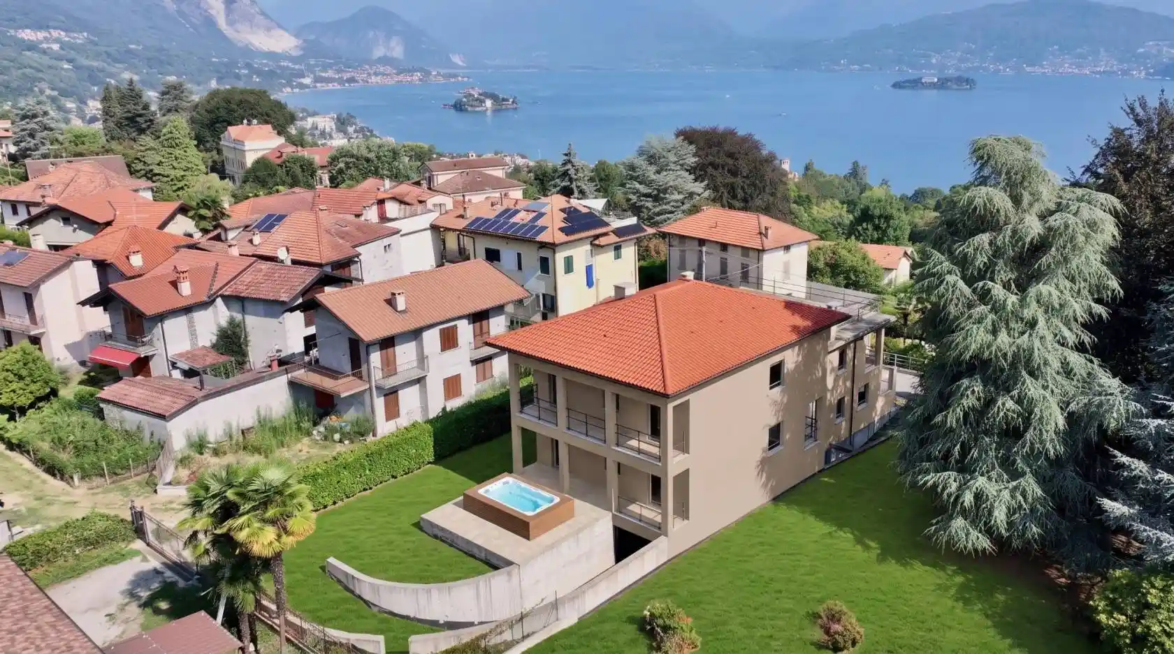 Appartamento in vendita a Stresa