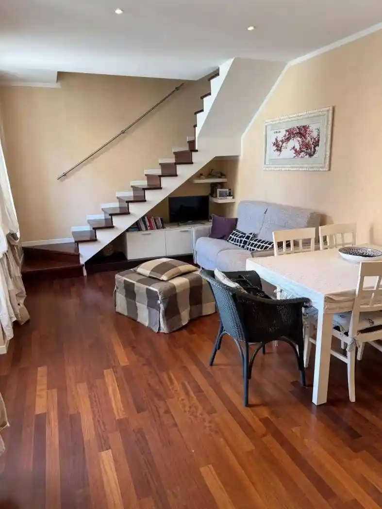 Appartamento in vendita a Viareggio