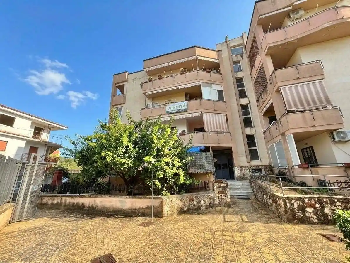 Appartamento in vendita a Acerra