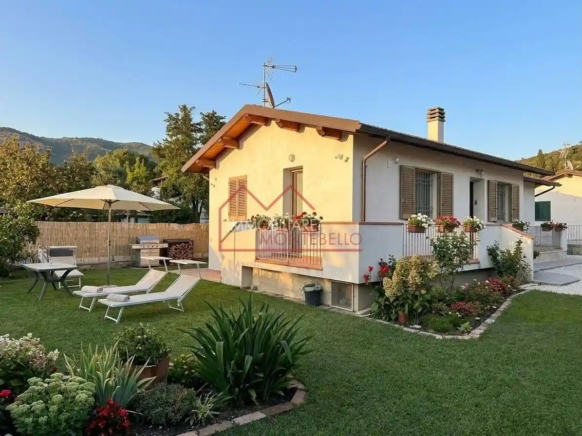 Casa indipendente in vendita a Massarosa