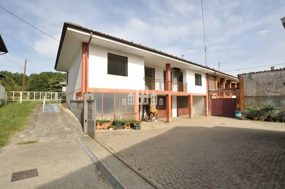 Casa indipendente in vendita a Castellamonte