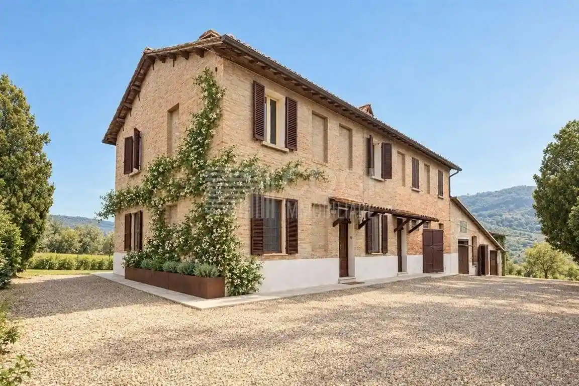 Rustico - Casale in vendita a Imola