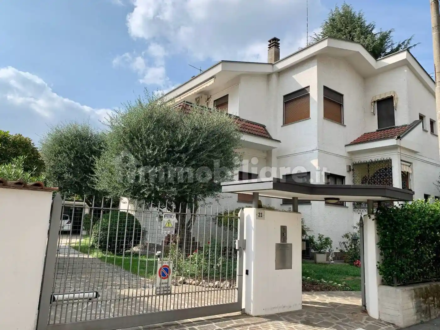 Villa in vendita a Senago