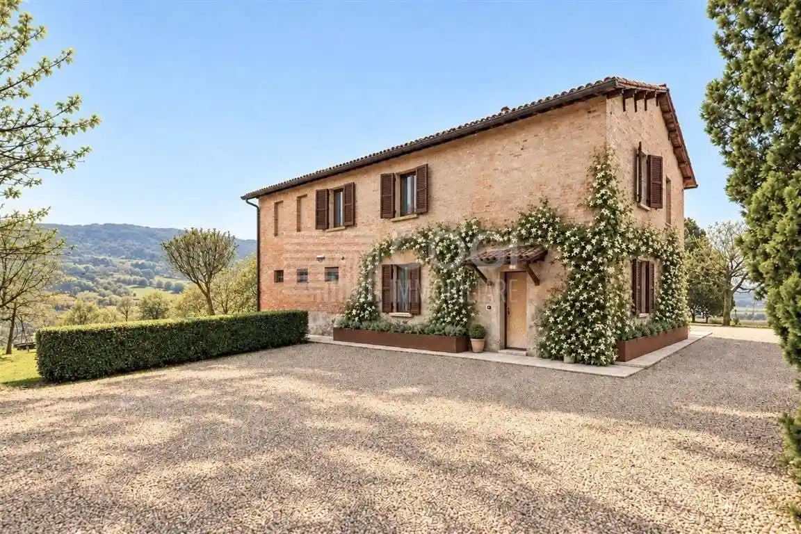 Rustico - Casale in vendita a Imola