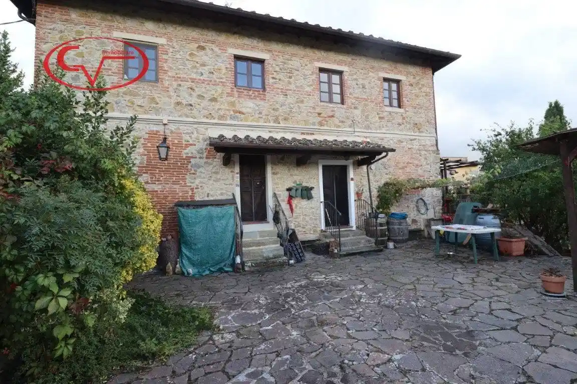 Rustico - Casale in vendita a Bucine