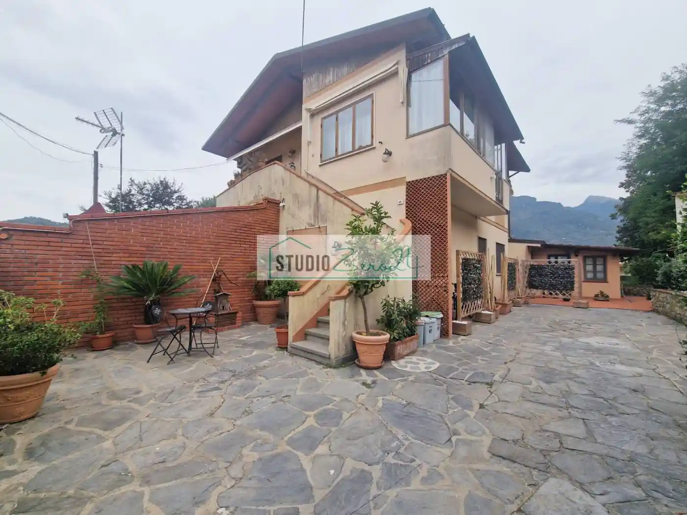 Casa indipendente in vendita a Camaiore