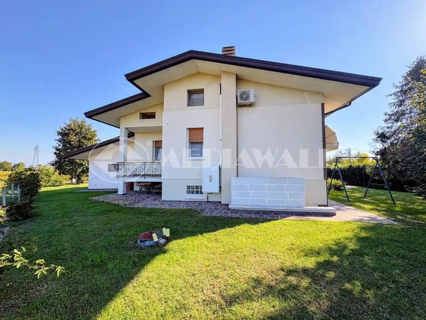 Villa - foto 3