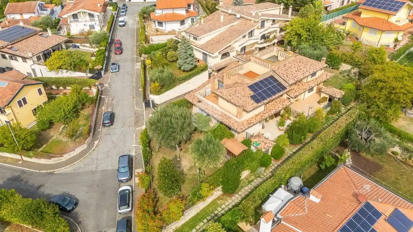 Villa in vendita a Guidonia Montecelio