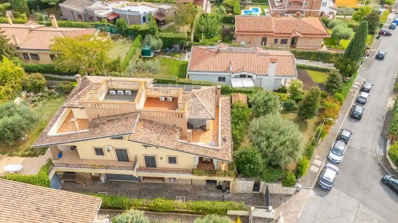 Villa - foto 2