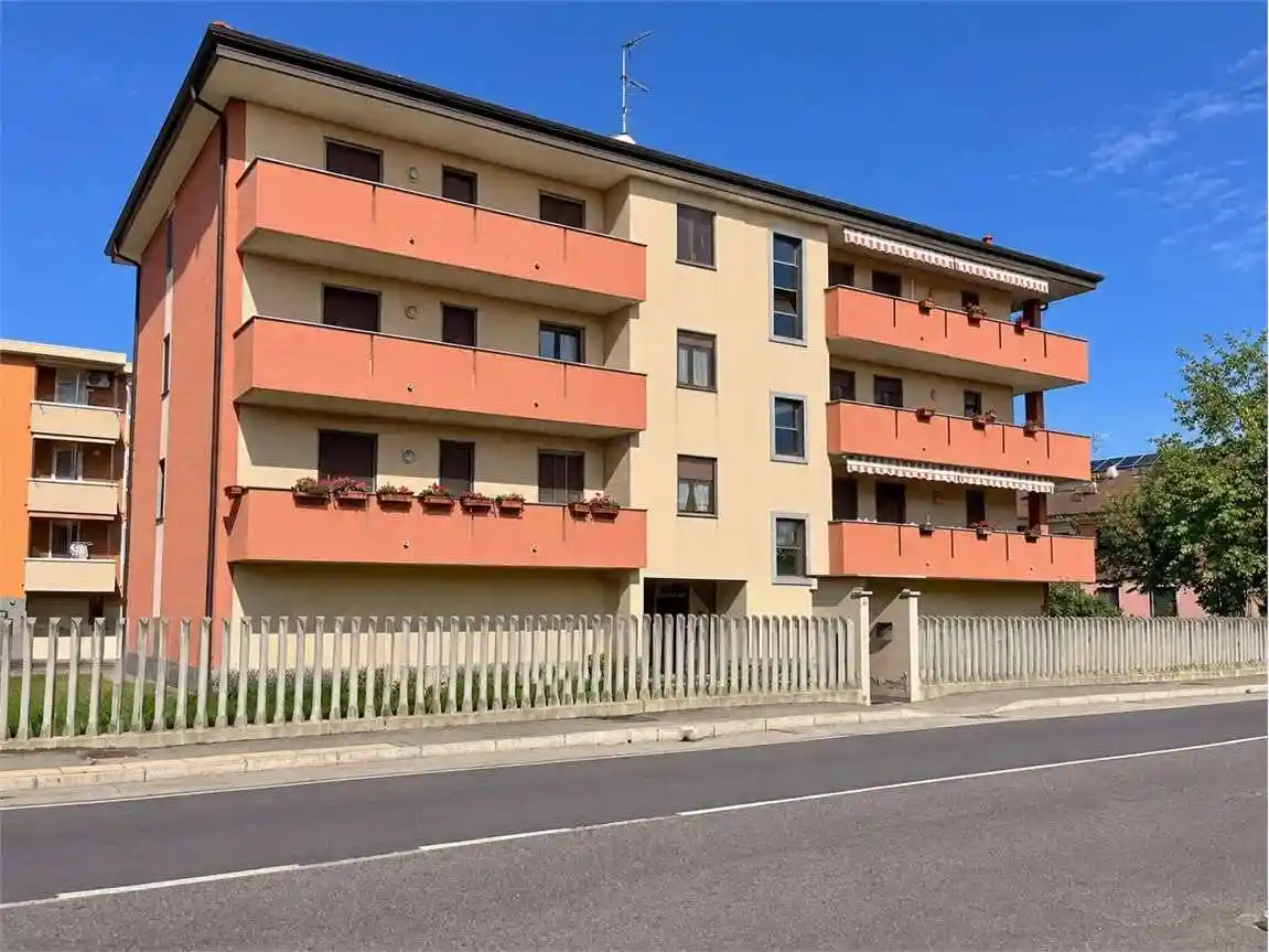 Appartamento in vendita a Novara