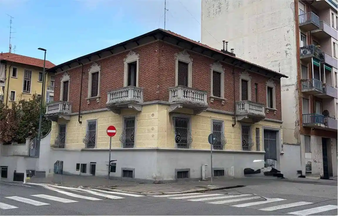 Casa indipendente in vendita a Torino