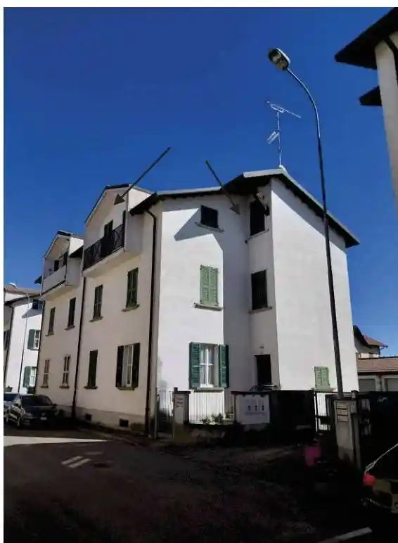 Appartamento in vendita a Vedano Olona
