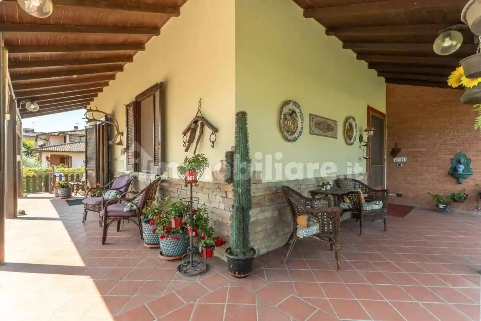Villa - foto 2