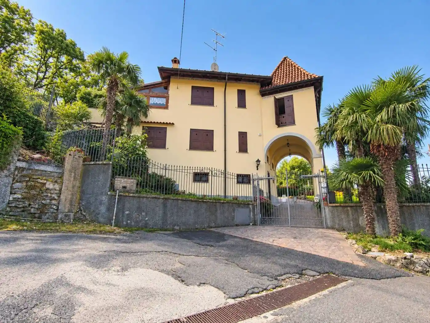 Villa in vendita a Viggiù
