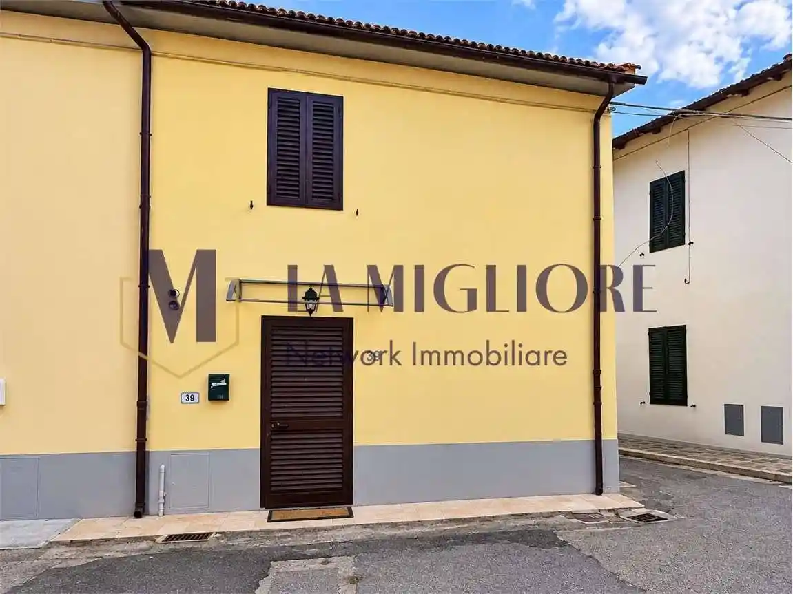 Casa indipendente in vendita a Montemurlo
