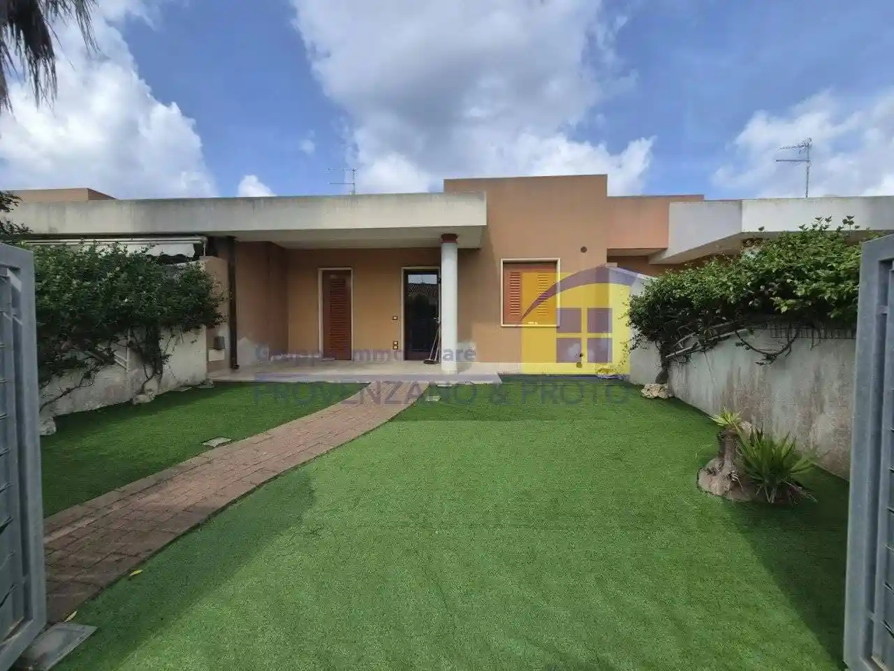 Villa in vendita a Brindisi