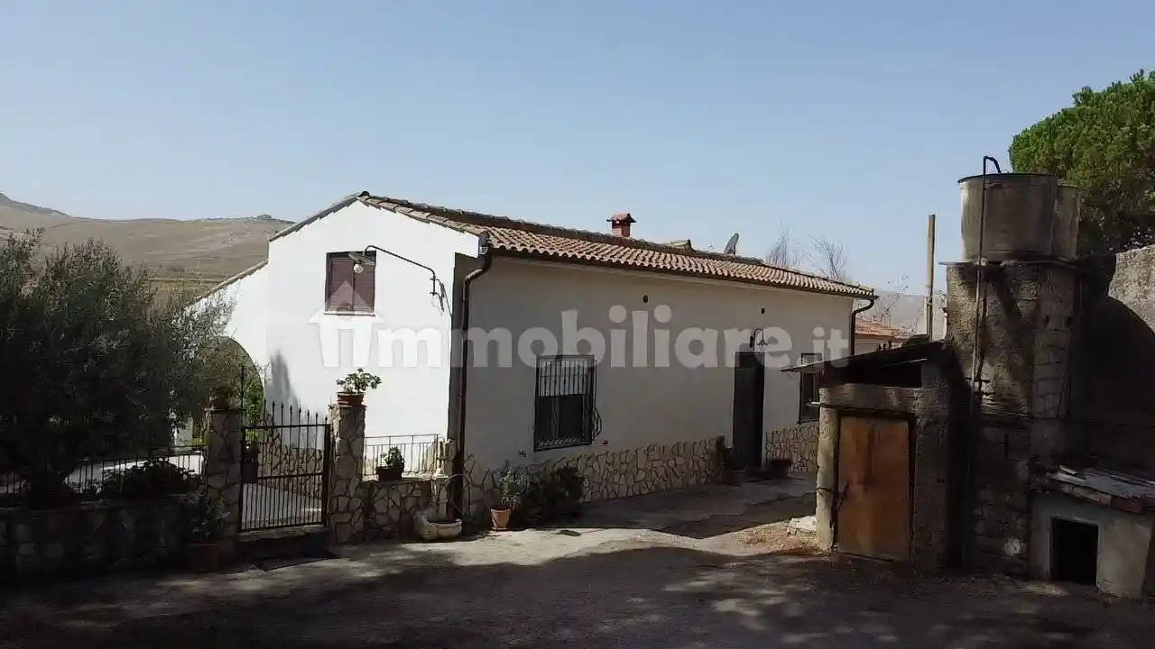 Villa in vendita a Enna