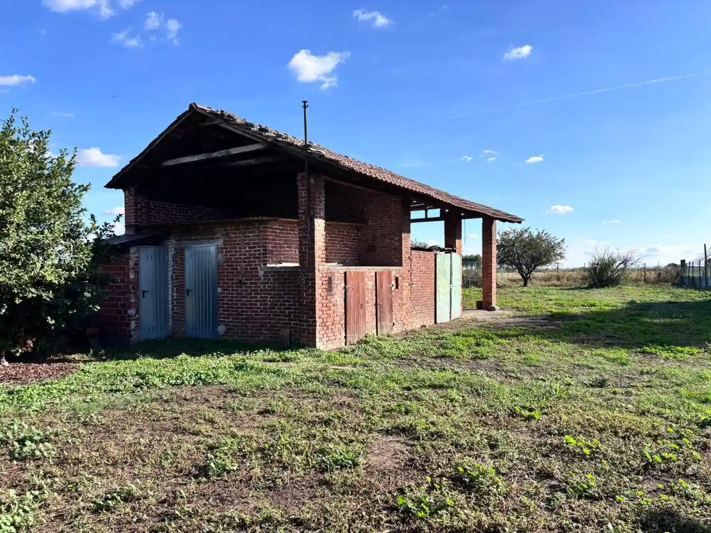 Rustico - Casale in vendita a San Nazzaro Sesia