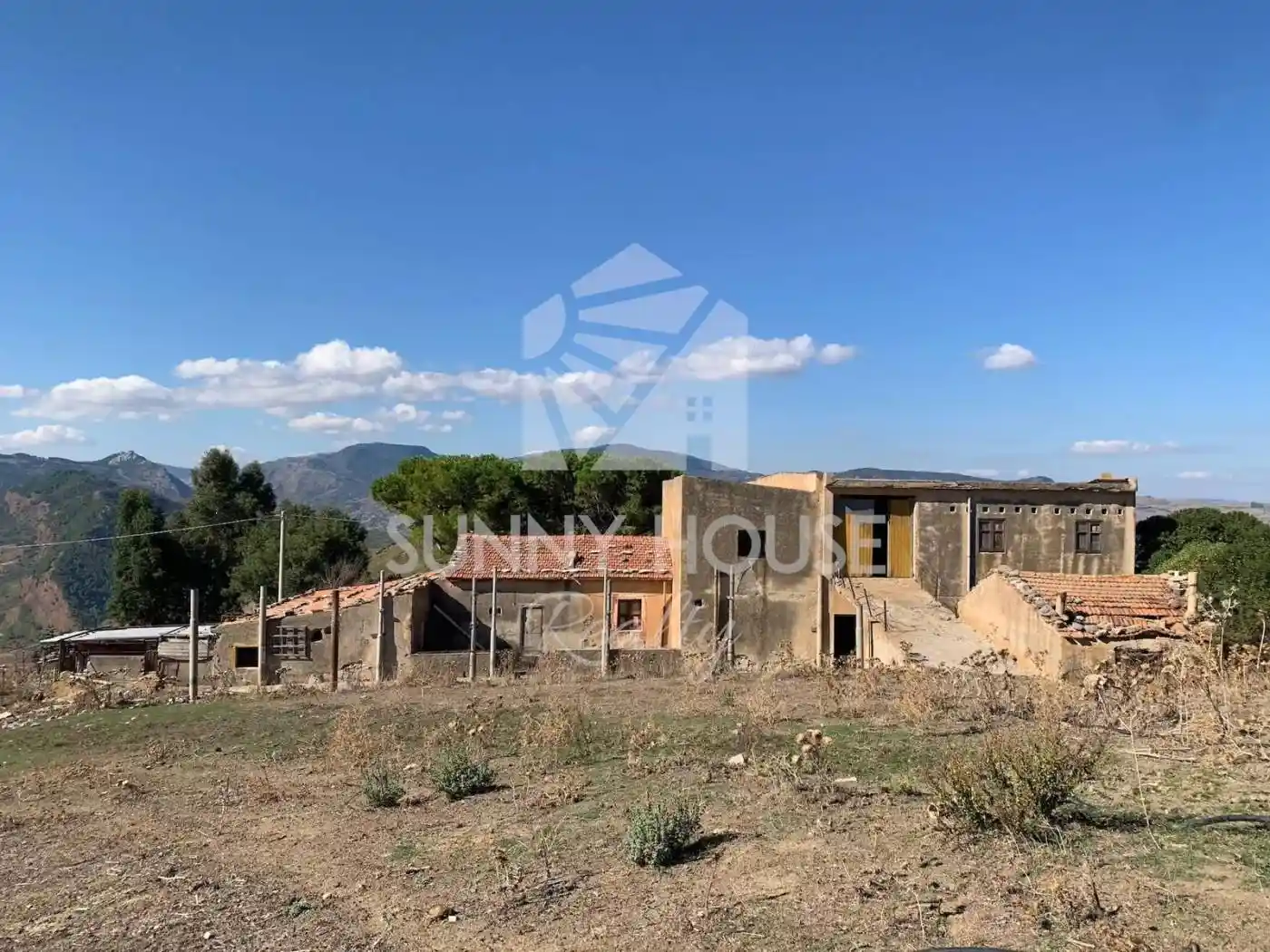 Rustico - Casale in vendita a Scillato