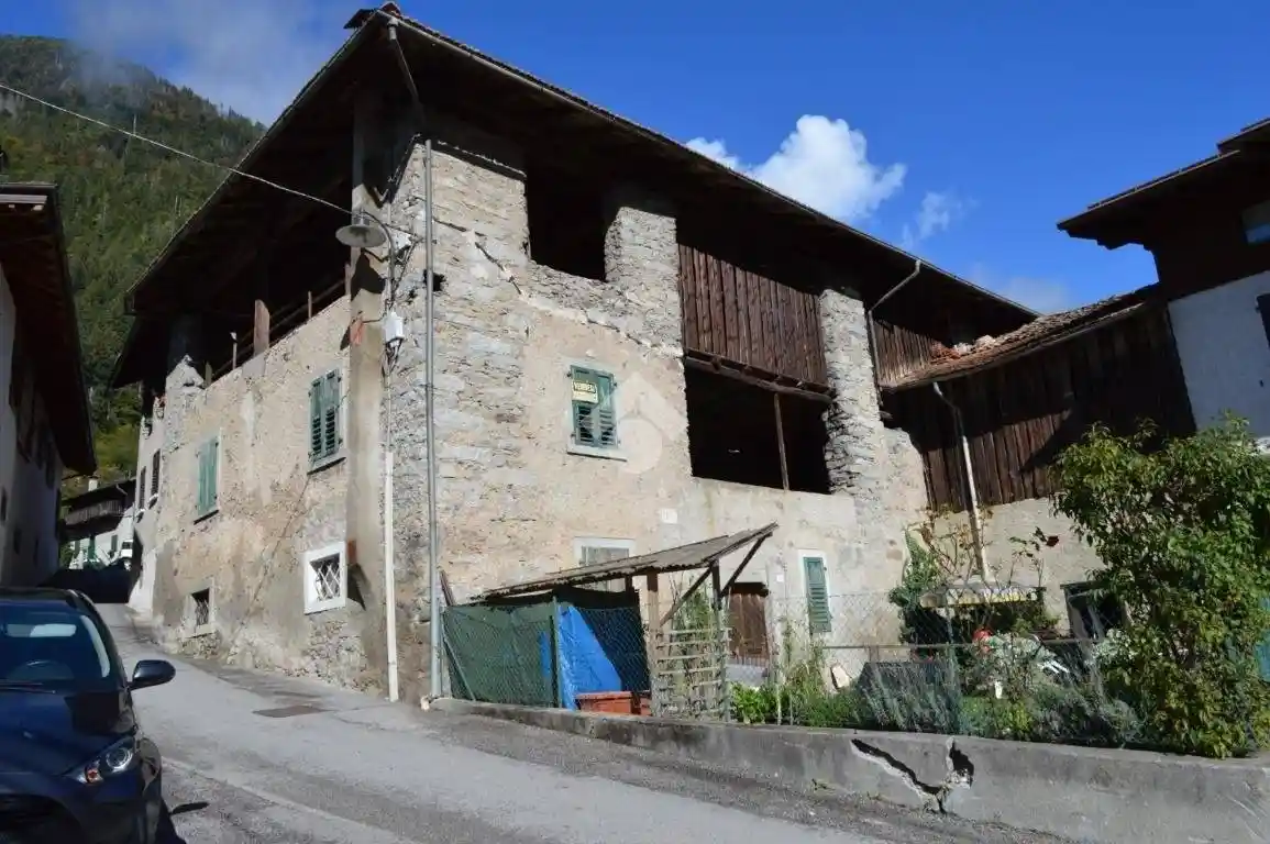Rustico - Casale in vendita a Spiazzo